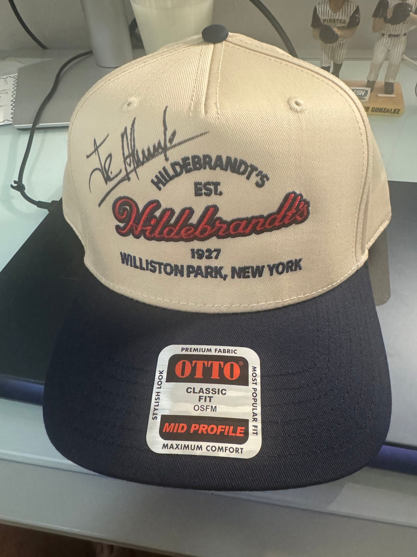 Signed Hildebrandt’s Hat – Autographed by Junior Alvarado, 2025 Kentucky Derby Champion